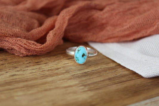 Dainty Kingman Ring (Sz.8)