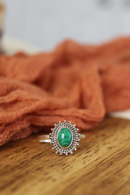 Malachite Sunburst Ring (Sz.9)