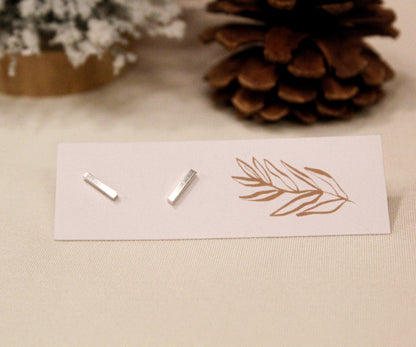 Bar stud earrings